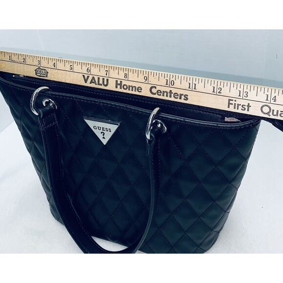 Guess Quilted Tote Purse Black Silver Faux Leather Pockets Slots Zipper Top EUC - Picture 15 of 16
